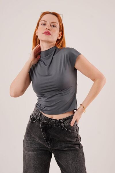 Boğazlı Parlak Kumaş Antrasit Crop