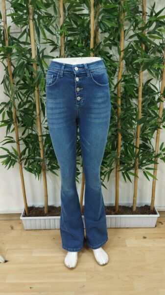 Kadın Yüksek Bel önden Düğmeli Cep Detay Ispanyol Paça Denim Pantolon