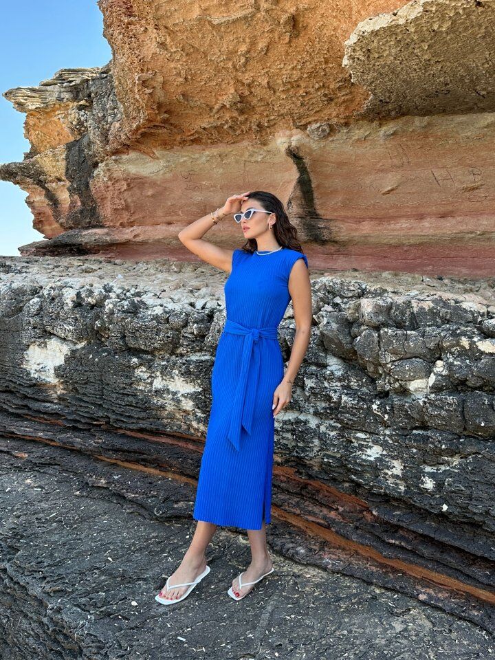 Pamela Kuşakli Vatkali Elbi̇se